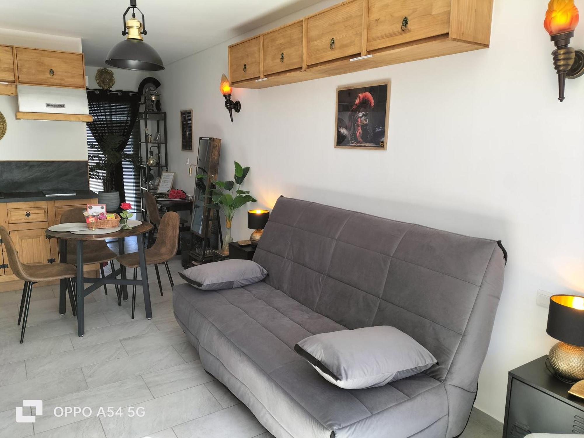 Antiqua Roma Spqr Cubiculum Apartment Port-la-Nouvelle Exterior photo